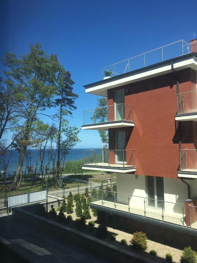 Apartament Nadmorski Z Basenem Klifowa Rewal Kültér fotó