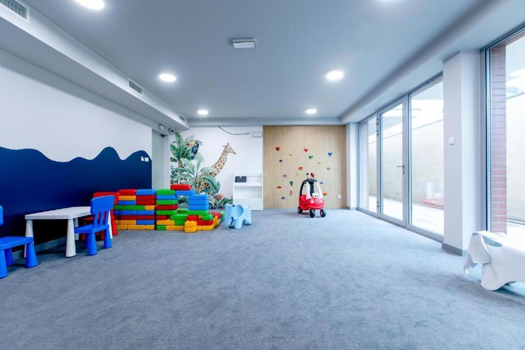 Apartament Nadmorski Z Basenem Klifowa Rewal Kültér fotó