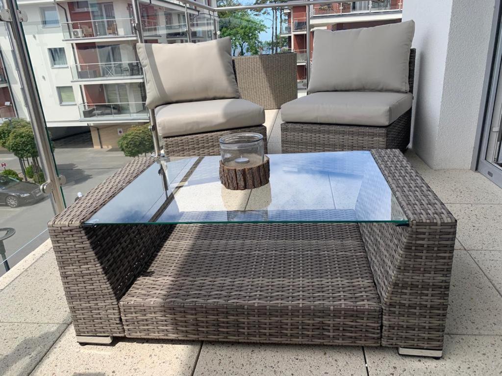 Apartament Nadmorski Z Basenem Klifowa Rewal Kültér fotó