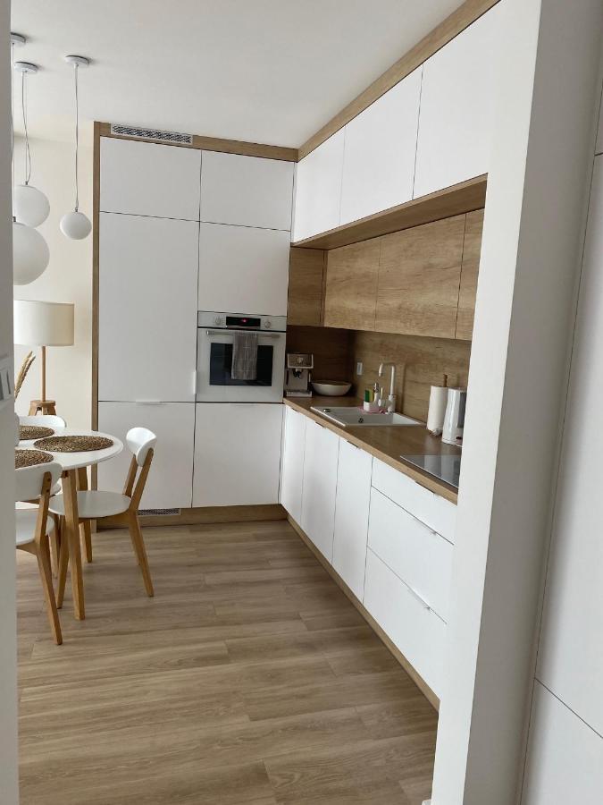 Apartament Nadmorski Z Basenem Klifowa Rewal Kültér fotó